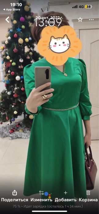 Продам красивое атласное платье 46-48 размера