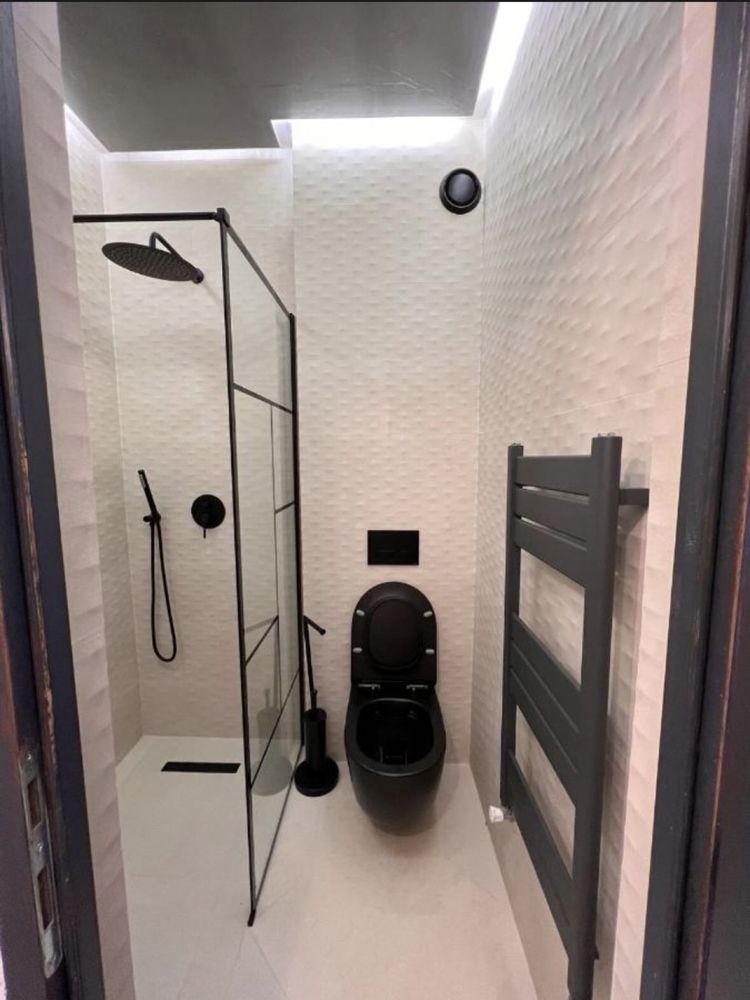 Apartament deosebit etaj 1 / 3 camere