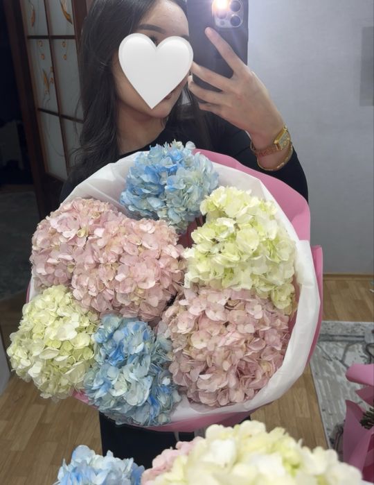 Букет цветов гортензия