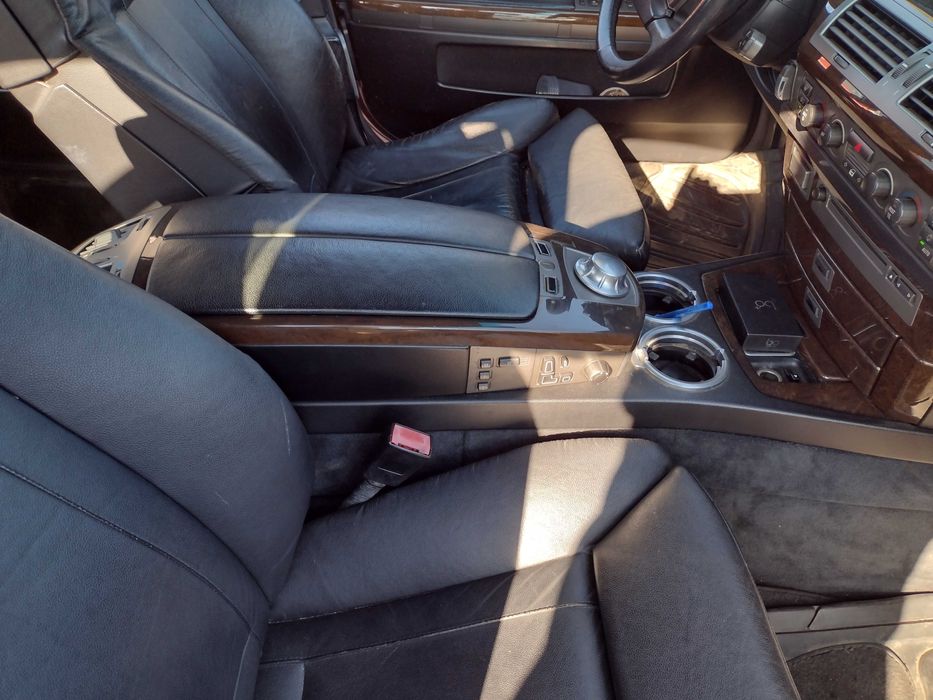 BMW 745il,в движение,кожен салон