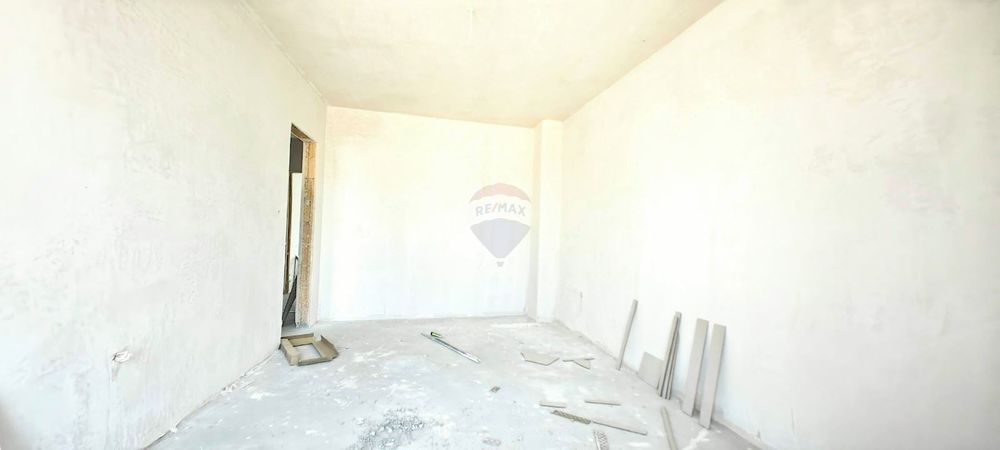 Тристаен апартамент за продажба, кв.Погреби, ЙГ