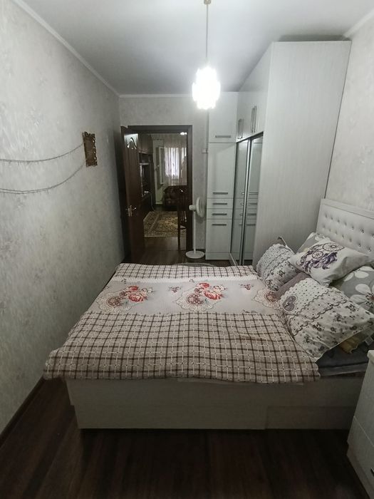 Продается квартира 2/2/4 Чиланзар 13 квартал кирпич 2/6