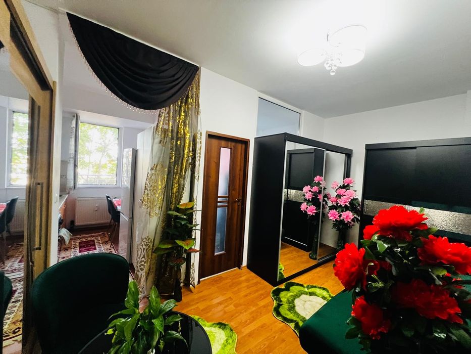 Vând apartament cu Nisa de dormit etajul 1 ARED Uta