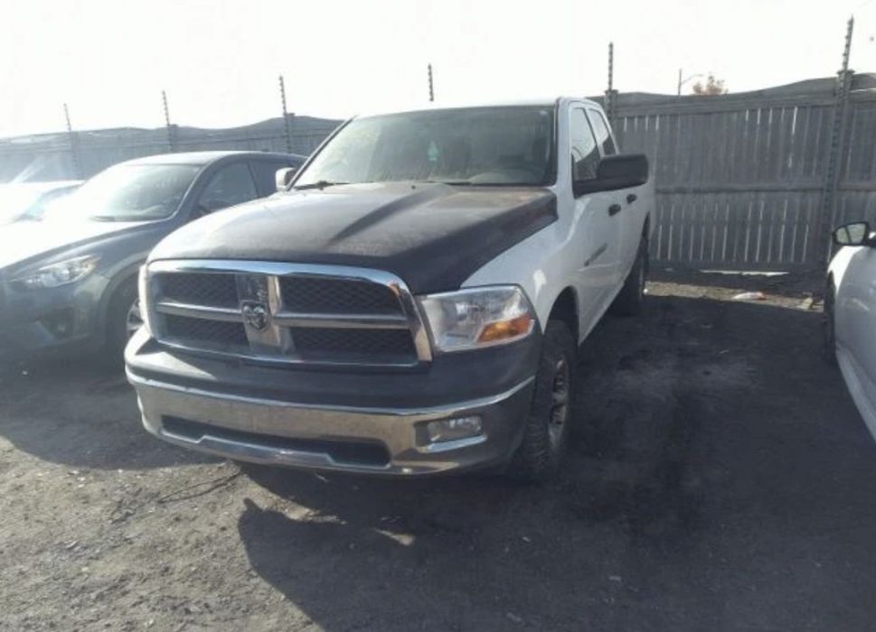 Dodge Ram 5.7 2012 на части