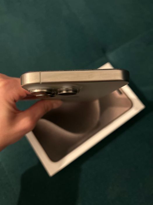 Vand Iphone 15 Pro Max