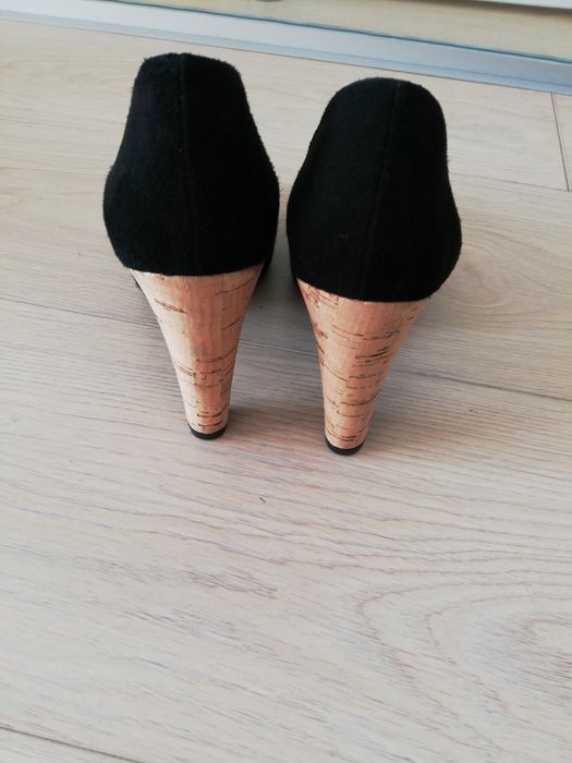 EDEN Pantofi dama platforma numar 36 piele catifea toc 10cm Curier OLX