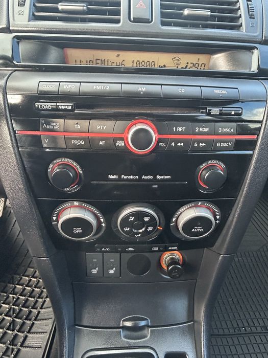 Vand Mazda 3, 2009, 1.6 benzina, scaune incalzite, tempomat, climatron