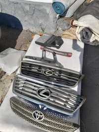Решётка радиатора на Lexus lx 470 и на camry 30