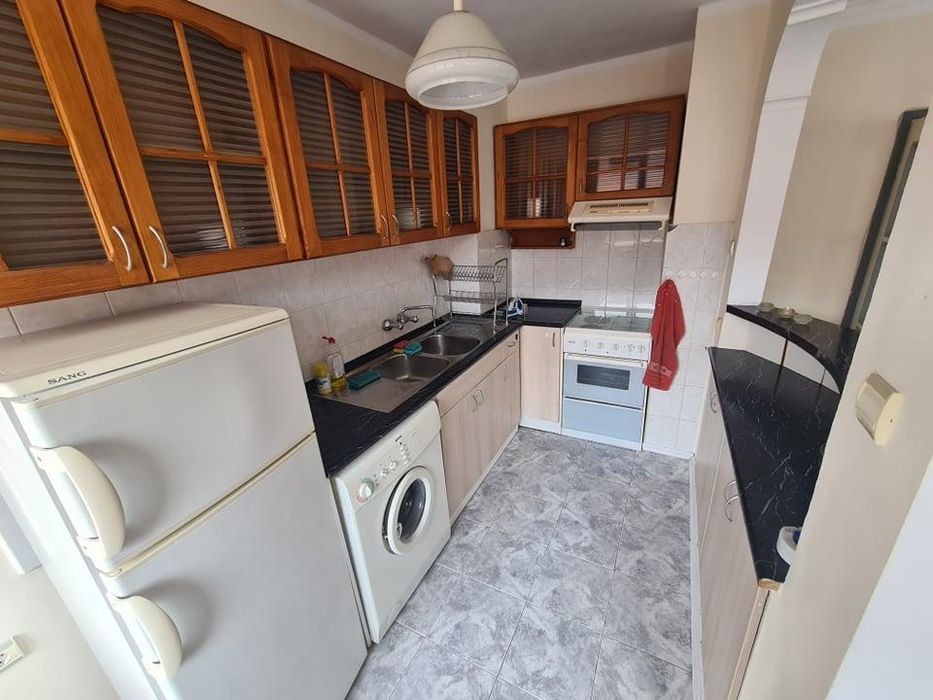 Дава се под наем Тристаен апартамент в Бургас, Лазур - 96 кв.м за 459 € - Снимка #3