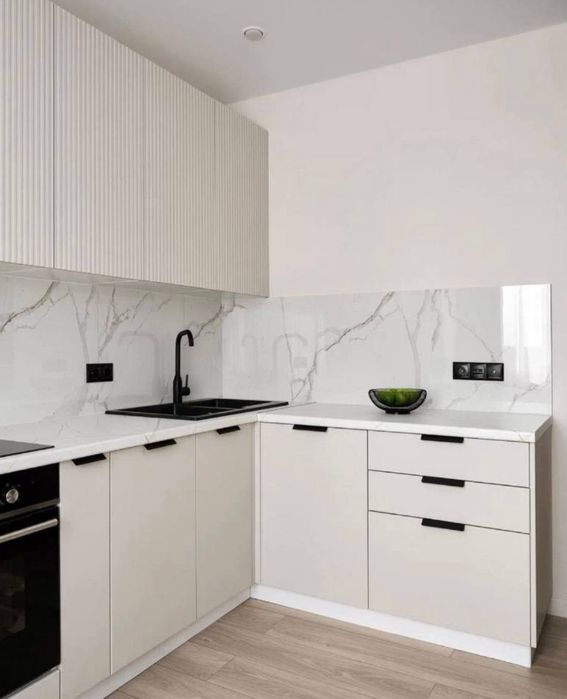 Столешница на заказ и реставрация из кварца Акрила