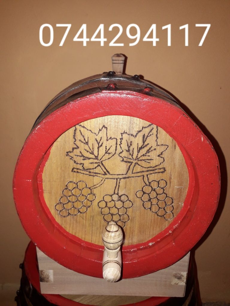 Butoaie din lemn pentru Tuica, coniac sau vin