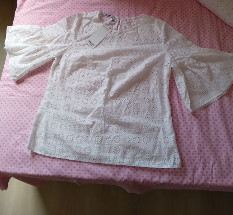Продаем блузку  .