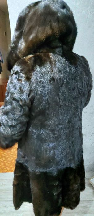 Продам норковую шубу
