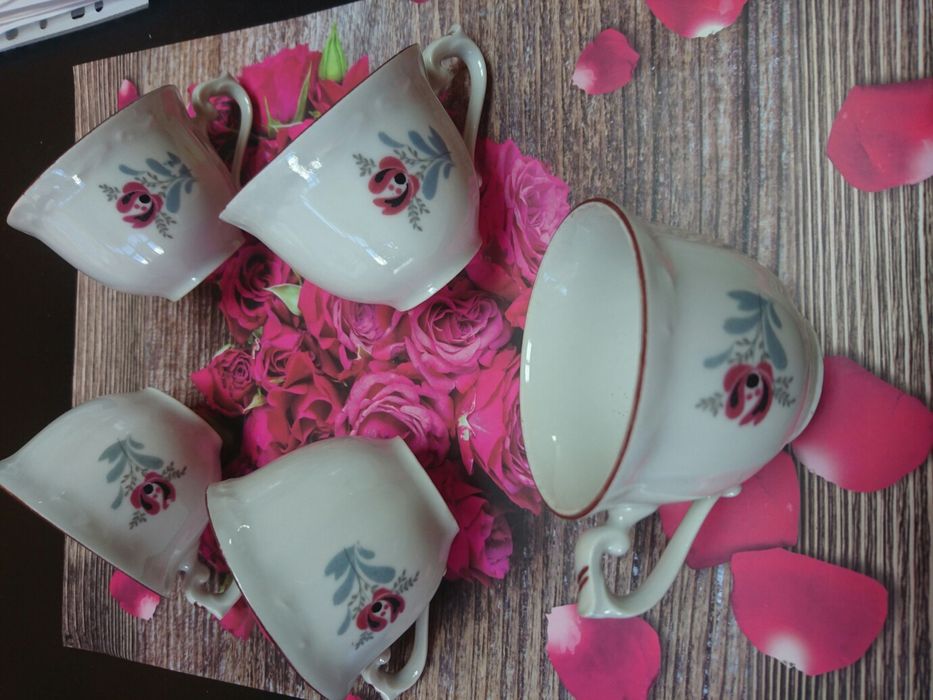 порцеланов сервиз за кафе