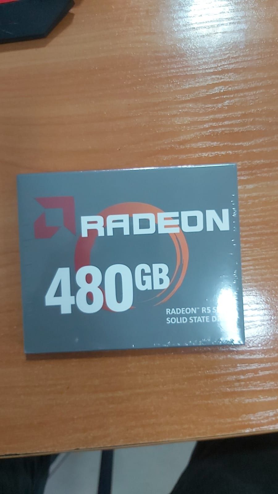 Ssd Radeon 480gb новый