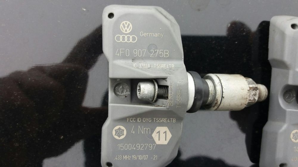 Senzori de presiune pentru jante originali Audi