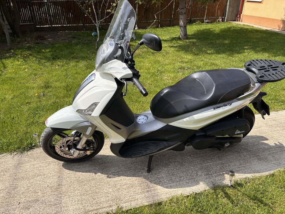 Piaggio Beverly 350 ST