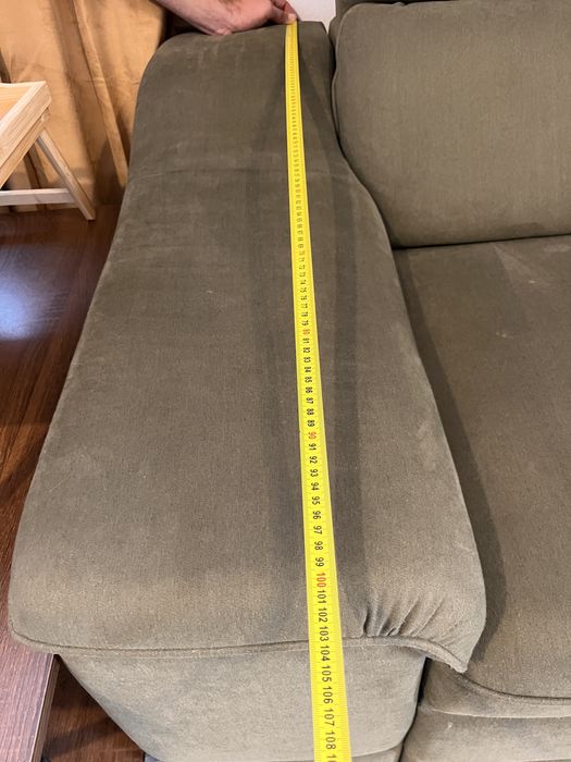 Colțar extensibil cu ladă de depozitare