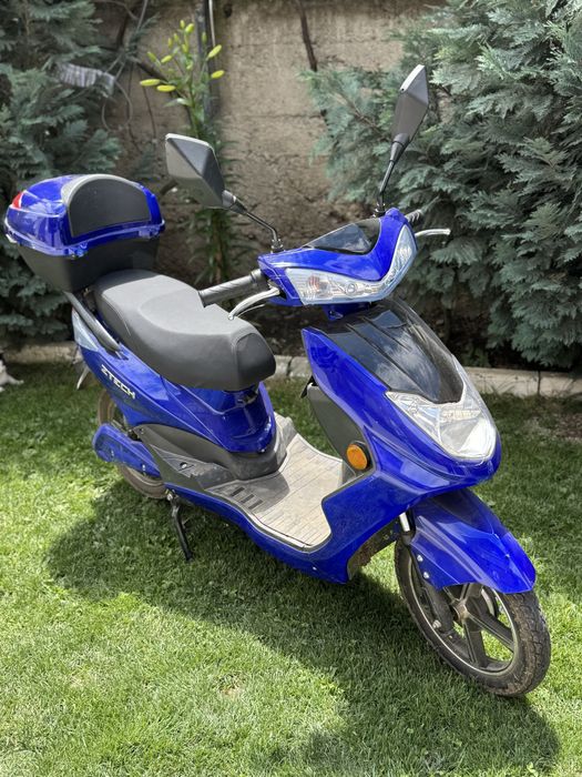 Vand scuter electric fara permis