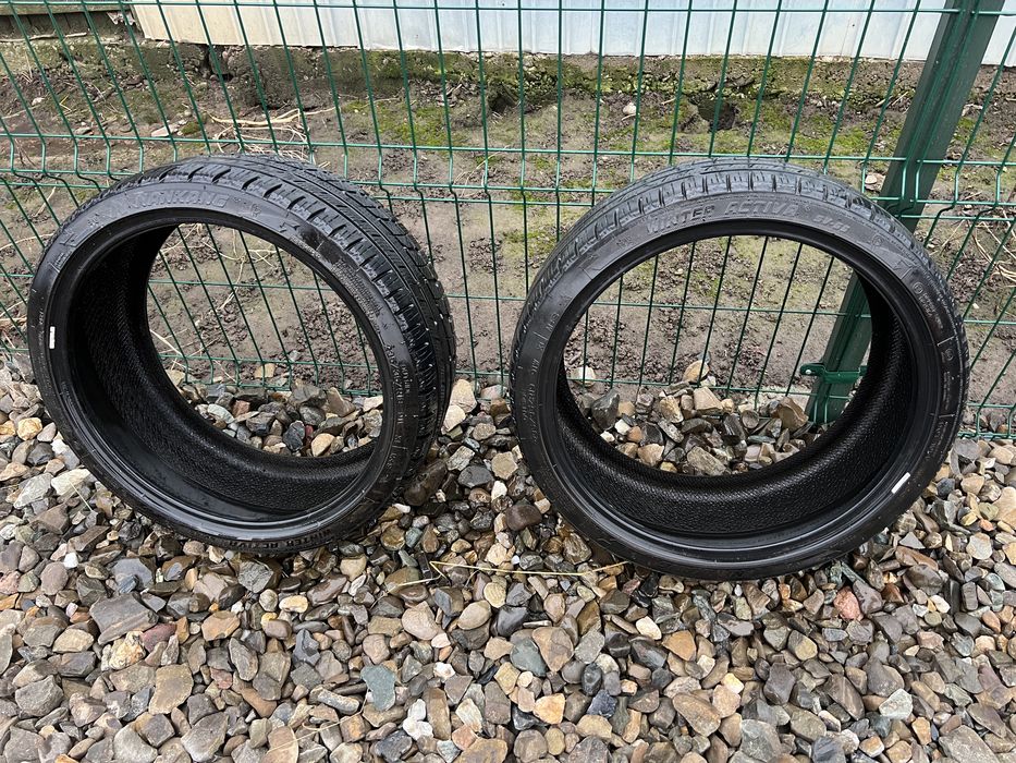 2 Cauciucuri de iarna // 235/35/R19