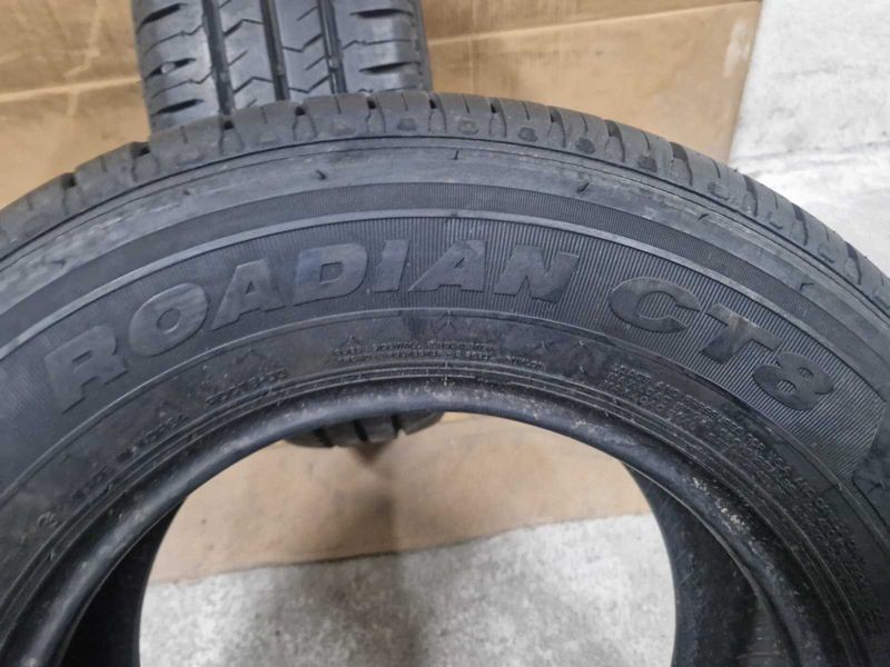 2 Nexen R15C 215/70
летни бусови гуми DOT2016