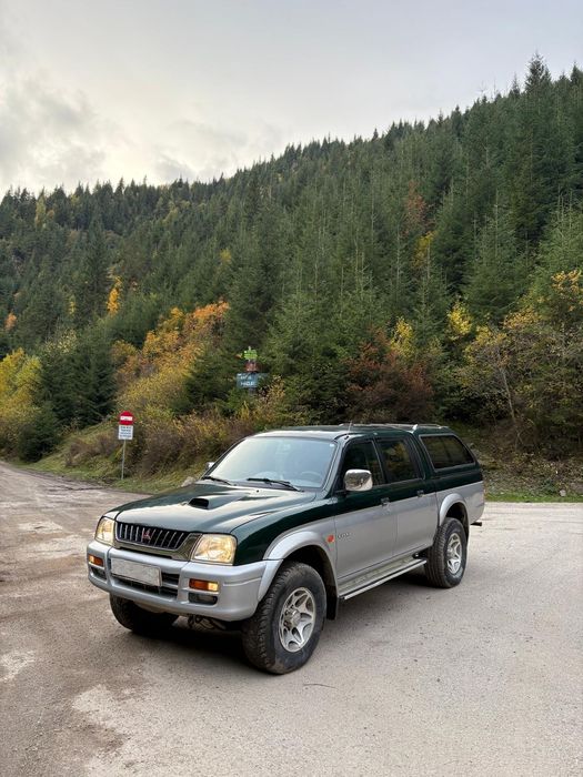 Mitsubishi l200 2,5 Diesel (  Navara Hilux ford Ranger Toyota  )