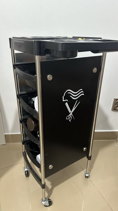 Помощник для парикмахера