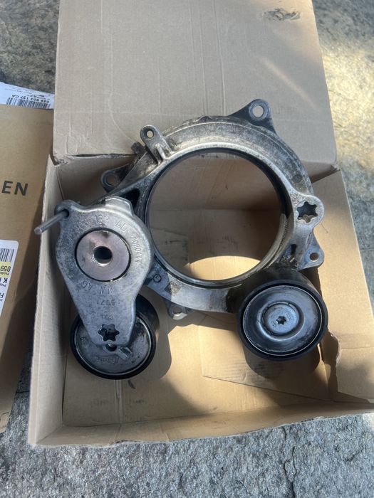 Ролки Алтернатор за 50TDI Audi