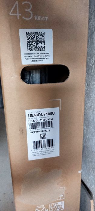 Янги очилмаган Samsung Smart 4K Crystal UHD DU7100