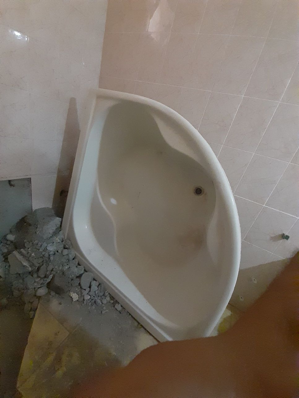 Жакузи ванна сотилади