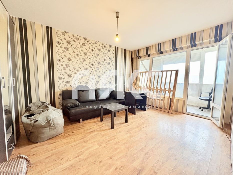 Двустаен апартамент в кв. Люлин 4 до МЕТРОСТАНЦИЯ