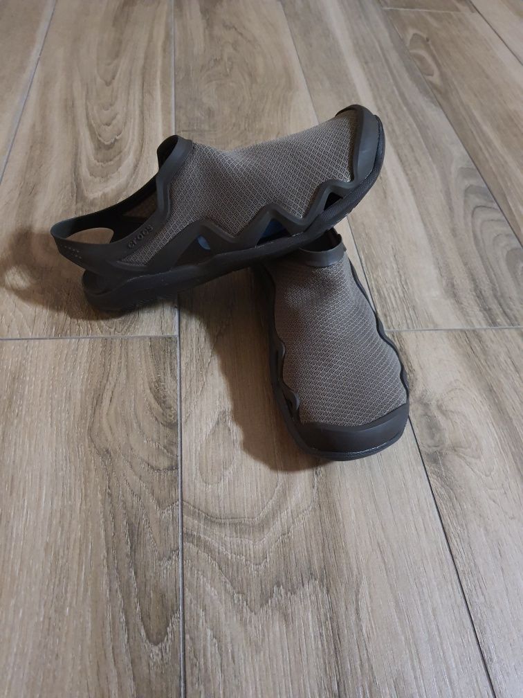 sandale/papuci Crocs M11/45