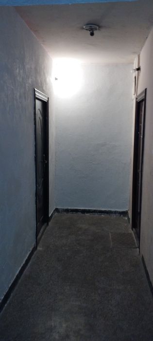 Апартамент двустаен на пети етаж.