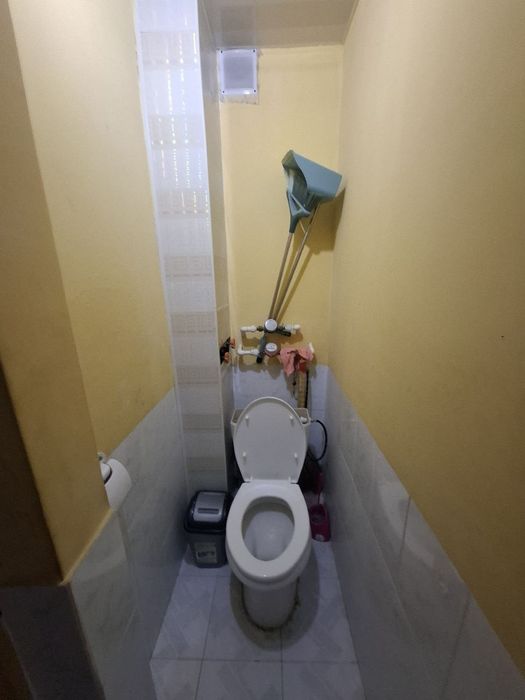 Срочно 3х комнатный квартира..2 этаж Альянс дом.крытий рынок.