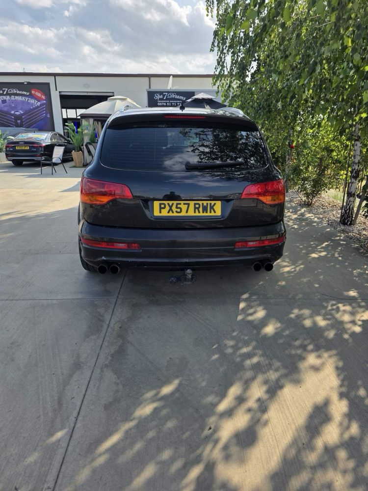 Audi Q7 S LINE