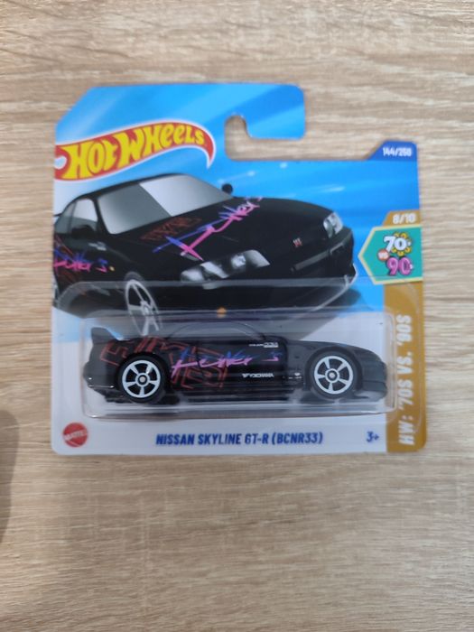 Колекционный Hot wheels Nissan Skyline