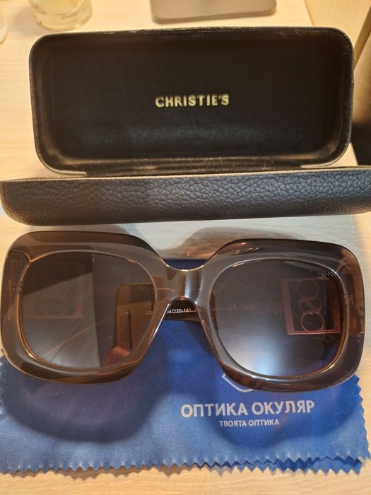 Слънчеви очила ,Christie's