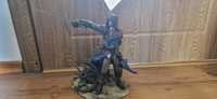 Vând figurină assassin's creed Unity Arno