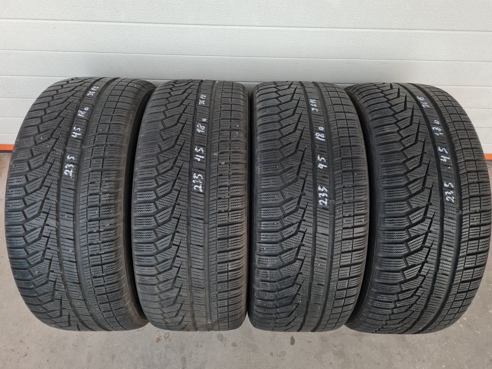 Зимни гуми 4 броя HANKOOK IceptEvo2 235 45 R18 дот 3615