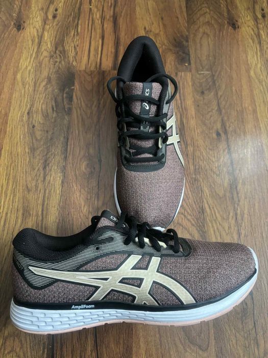 Дамски маратонки Asics