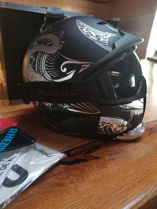 Vând Casca Ski Ruroc RG1-DX Platinum Ronin YL/S