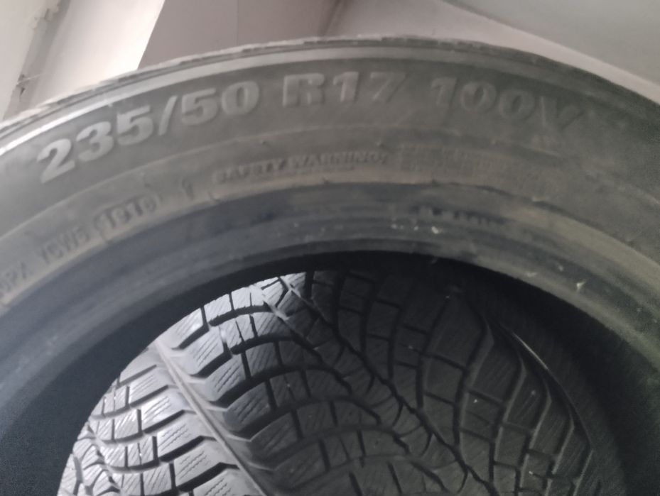 Зимни гуми Kumho 235/50/R17