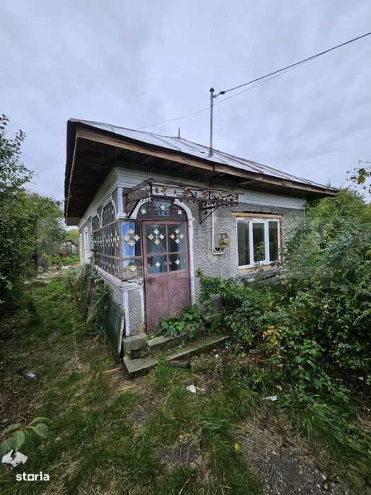 Proprietate de vanzare, 1000 mp, sat Garleni
