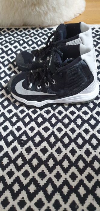 Adidasi, ghete Nike