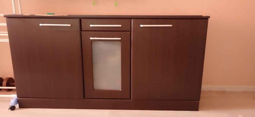 Продам комод тумбу