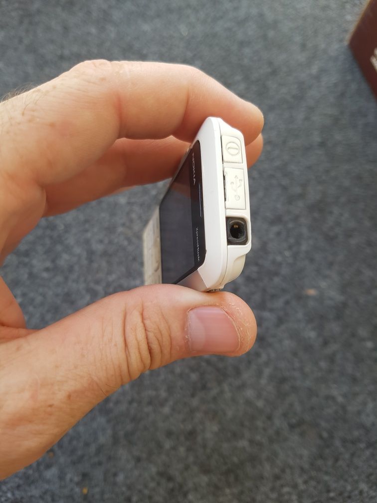 Nokia 5310 xpress music sotladi