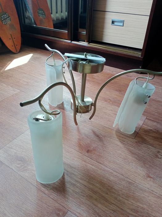 Продам люстру, производство Россия