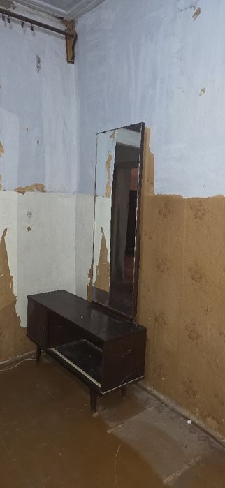 Mebellar sröchno sotiladi.