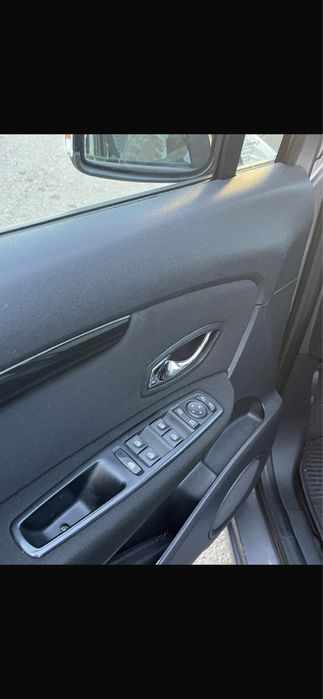 Renault scenic 3 -2014-1,5 dci manuala