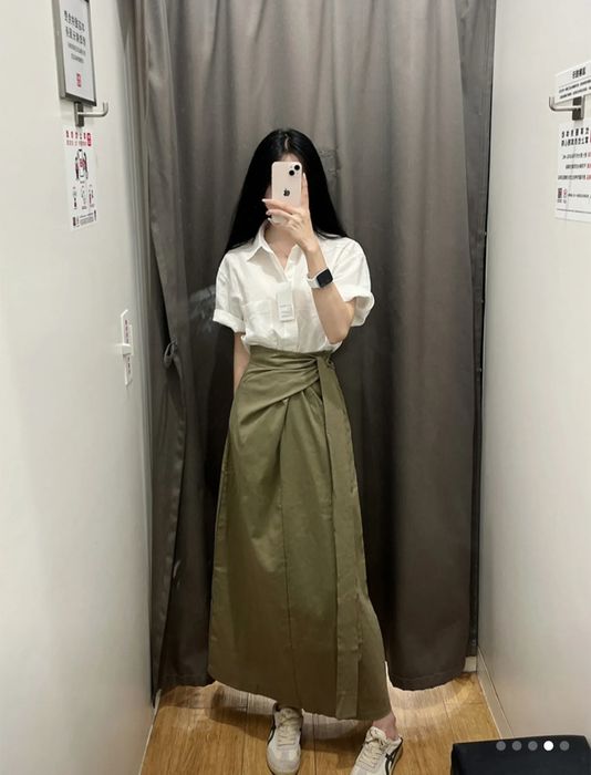 Юбка зелёная длина миди